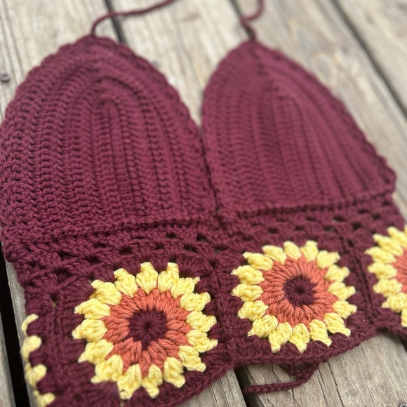 Crochet Sunflower Crop Top,Festival Top,Boho Flower Top - Picture 4 of 5